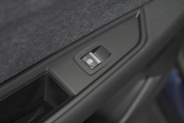 Renault Espace E-Tech Full Hybrid 200 Techno 7p. | NIEUW MODEL | Adaptieve Cruise Control | Elektronische Kofferklep | Pack Solid