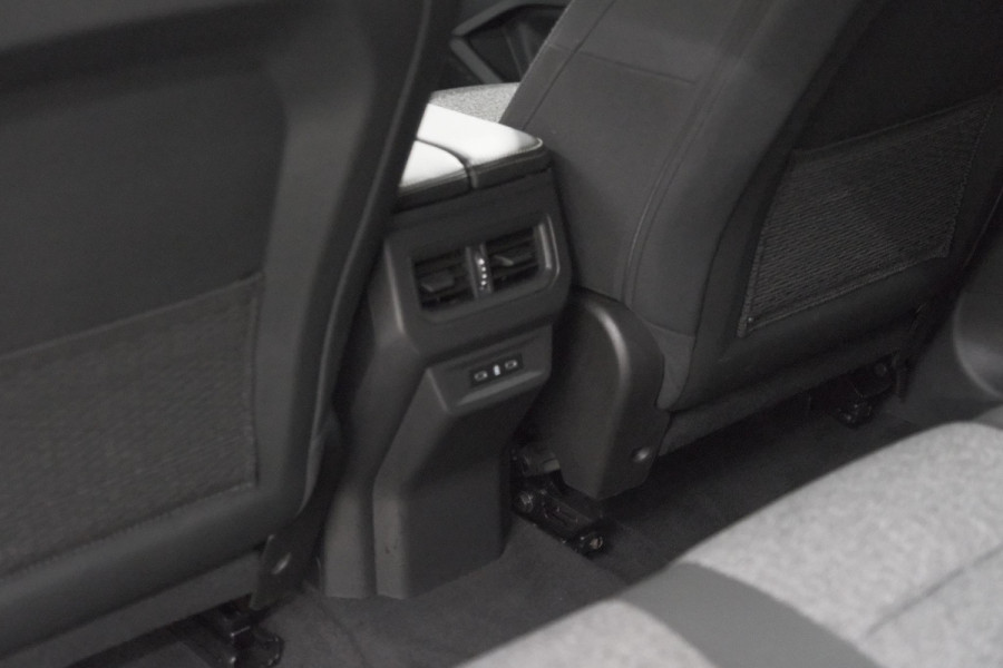 Renault Espace E-Tech Full Hybrid 200 Techno 7p. | NIEUW MODEL | Adaptieve Cruise Control | Elektronische Kofferklep | Pack Solid