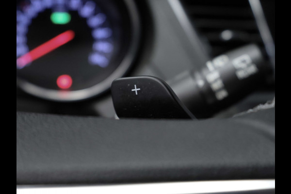 Opel Grandland 1.6 Turbo Plug-In Hybrid Business Elegance Sport (APPLE CARPLAY,NAVI,CAMERA,CRUISE,GETINT,SPORTSTOELEN,LM VELGEN)