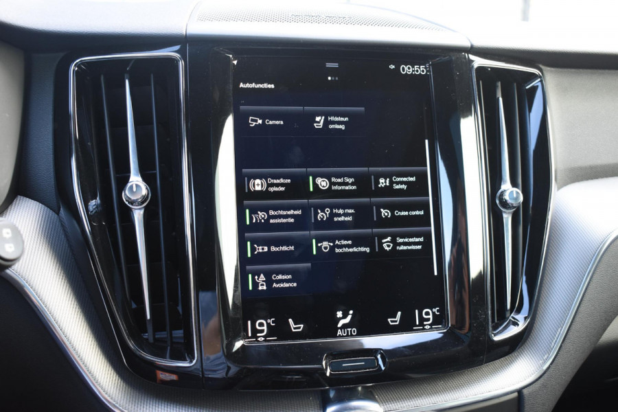 Volvo XC60 B4 197PK Automaat R-Design / Adaptive Cruise control / Elektrische stoelen / Best. stoel met geheugen / Elektrisch panorama schuif-/kanteldak / Stuurverwarming / Stoelverwarming / Achteruitrijcamera / Harman Kardon