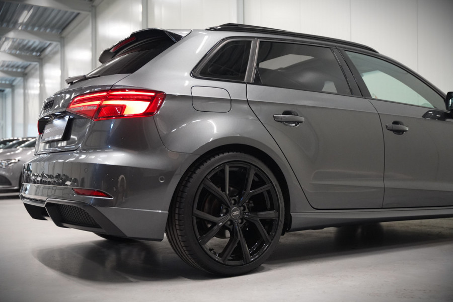 Audi A3 Sportback 35 TFSI CoD Design Pro Line Plus S-Line | Panoramadak | Stoelverwarming | Adaptive Cruise Control | Navigatie | Camera | Parkeersensoren | Climate Control |