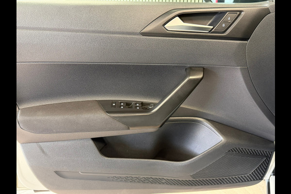 Volkswagen Taigo 1.0 TSI AIRCO APPLE CARPLAY STOELVERWARMING CRUISE PDC START/STOP BLUETOOTH