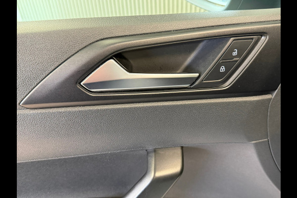 Volkswagen Taigo 1.0 TSI AIRCO APPLE CARPLAY STOELVERWARMING CRUISE PDC START/STOP BLUETOOTH