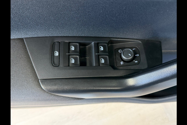 Volkswagen Taigo 1.0 TSI AIRCO APPLE CARPLAY STOELVERWARMING CRUISE PDC START/STOP BLUETOOTH