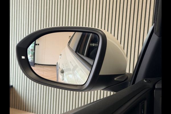 Volkswagen Taigo 1.0 TSI AIRCO APPLE CARPLAY STOELVERWARMING CRUISE PDC START/STOP BLUETOOTH