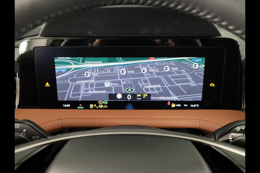 Škoda Superb Combi 1.5 TSI MHEV First Edition 150pk | Panoramadak | Leder | Light & View | Verlengde garantie | 19 inch Lichtmetalen velgen