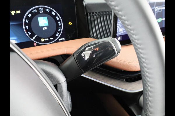Škoda Superb Combi 1.5 TSI MHEV First Edition 150pk | Panoramadak | Leder | Light & View | Verlengde garantie | 19 inch Lichtmetalen velgen