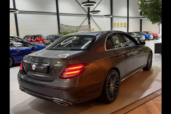 Mercedes-Benz E-Klasse 250 Avantgarde|Premium Grijs|Dealer Onderh|19'' AMG|Schuif-/Kanteldak|Leder|Burmester|Camera|Xenon|Rijklaar