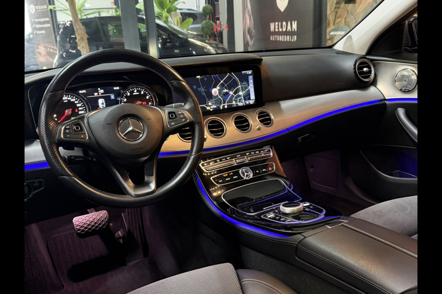 Mercedes-Benz E-Klasse 250 Avantgarde|Premium Grijs|Dealer Onderh|19'' AMG|Schuif-/Kanteldak|Leder|Burmester|Camera|Xenon|Rijklaar