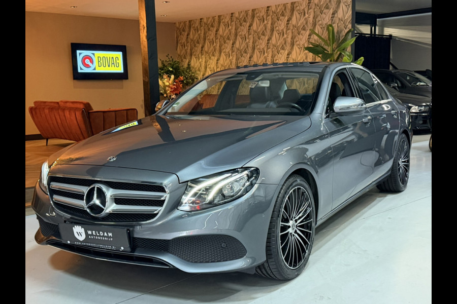 Mercedes-Benz E-Klasse 250 Avantgarde|Premium Grijs|Dealer Onderh|19'' AMG|Schuif-/Kanteldak|Leder|Burmester|Camera|Xenon|Rijklaar