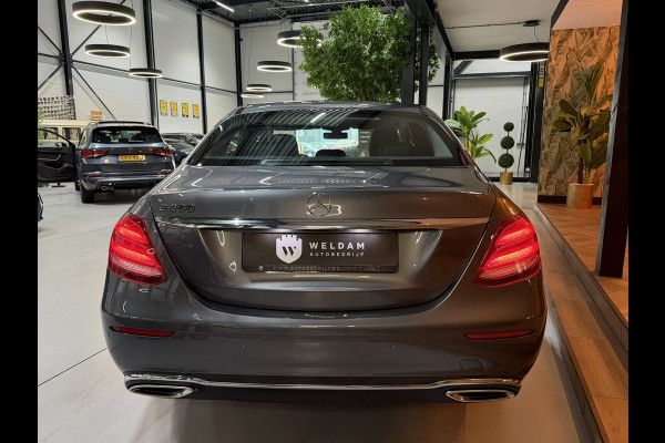 Mercedes-Benz E-Klasse 250 Avantgarde|Premium Grijs|Dealer Onderh|19'' AMG|Schuif-/Kanteldak|Leder|Burmester|Camera|Xenon|Rijklaar