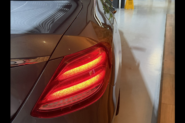 Mercedes-Benz E-Klasse 250 Avantgarde|Premium Grijs|Dealer Onderh|19'' AMG|Schuif-/Kanteldak|Leder|Burmester|Camera|Xenon|Rijklaar