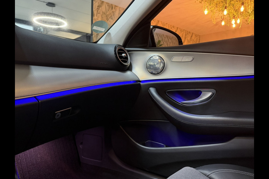 Mercedes-Benz E-Klasse 250 Avantgarde|Premium Grijs|Dealer Onderh|19'' AMG|Schuif-/Kanteldak|Leder|Burmester|Camera|Xenon|Rijklaar