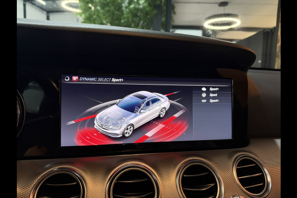 Mercedes-Benz E-Klasse 250 Avantgarde|Premium Grijs|Dealer Onderh|19'' AMG|Schuif-/Kanteldak|Leder|Burmester|Camera|Xenon|Rijklaar