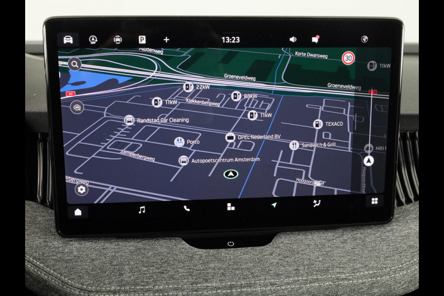 Škoda Superb Combi 1.5 TSI MHEV First Edition 150 pk | Trekhaak wegklapbaar | Panoramadak | Verlengde garantie | Navigatie | Achteruitrijcamera | Verwarmbare voorstoelen