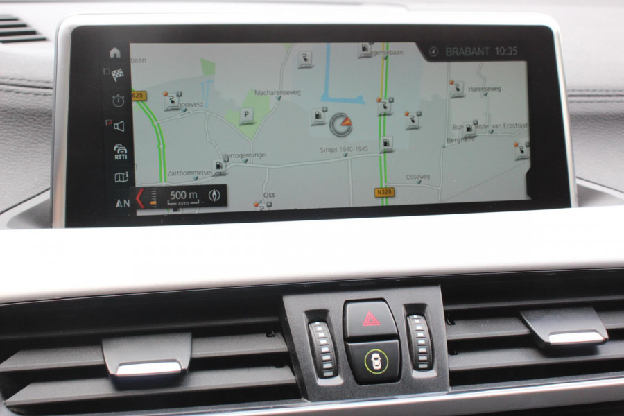 BMW X1 xDrive25e M-Sport PHEV 221pk Shadow Line Climate Control Cruise Control Camera Parkeer sensoren Navigatie Electrische Achterklep