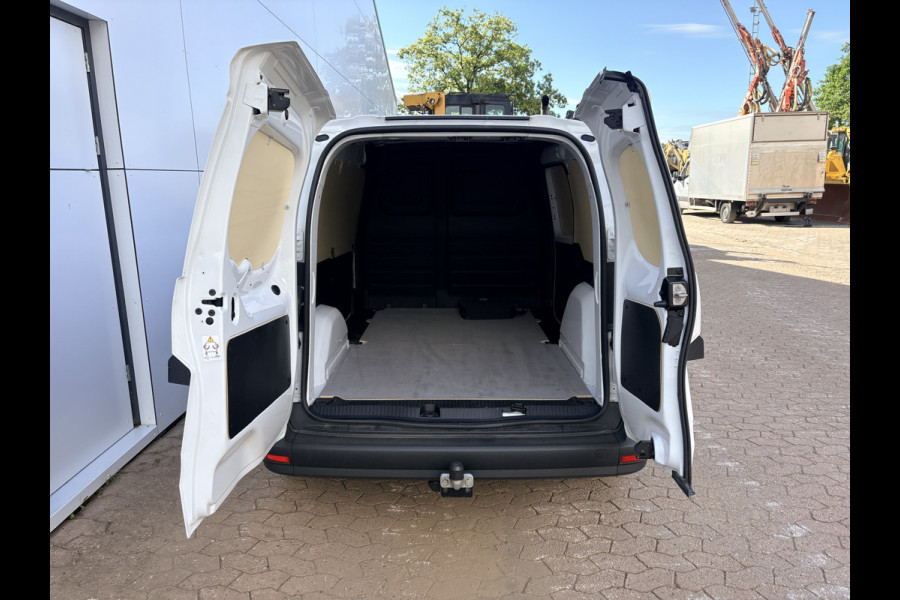 Mercedes-Benz eCitan 112 51 kWh 122PK L1 Base 284 WLTP 98,8 (SOH) MBUX Trekhaak 75kW Snelladen Apple Carplay Cruise Control Laadkabel