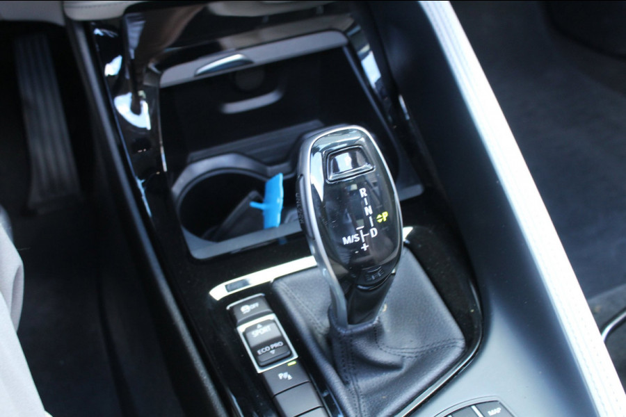BMW X1 SDrive18i 140pk High Executive AUTOMAAT Panoramadak