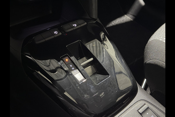 Opel Corsa Electric Edition 50 kWh | Stuurwiel & Voorstoelen Verwarmd | Soh (batterijcheck) Waarde 99,2 %