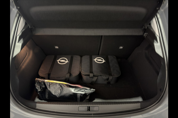 Opel Corsa Electric Edition 50 kWh | Stuurwiel & Voorstoelen Verwarmd | Soh (batterijcheck) Waarde 99,2 %