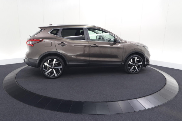 Nissan QASHQAI 1.3 DIG-T Tekna | Trekhaak | Panoramadak | Adaptieve Cruise Control | 360 Camera | 19 Inch