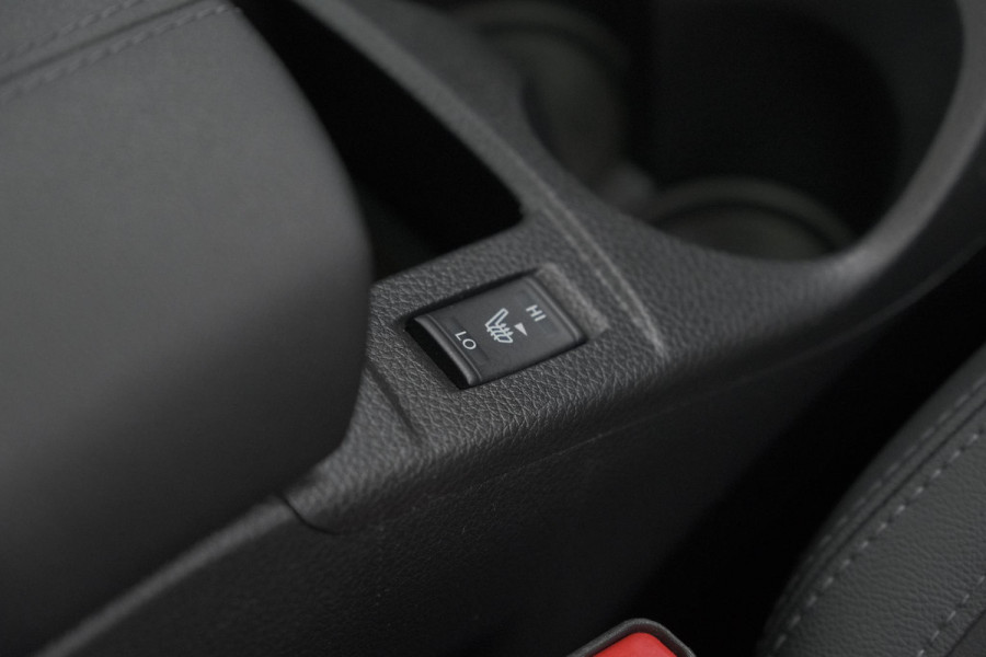 Nissan QASHQAI 1.3 DIG-T Tekna | Trekhaak | Panoramadak | Adaptieve Cruise Control | 360 Camera | 19 Inch