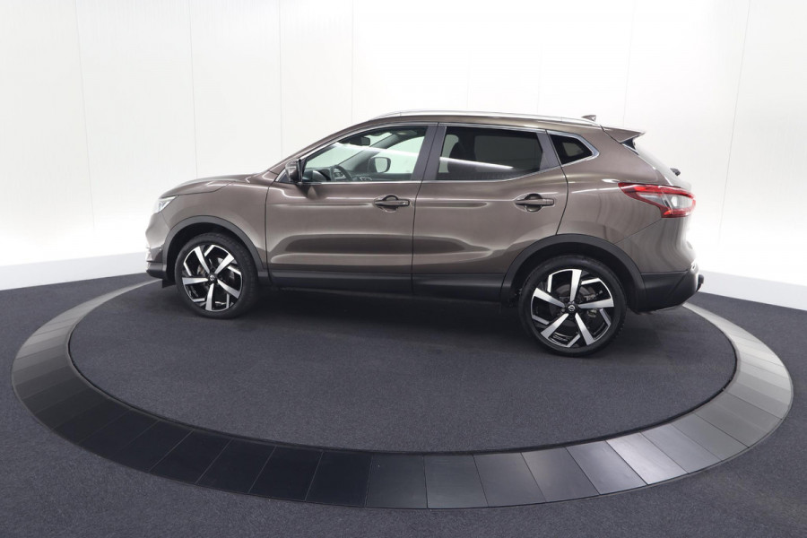 Nissan QASHQAI 1.3 DIG-T Tekna | Trekhaak | Panoramadak | Adaptieve Cruise Control | 360 Camera | 19 Inch