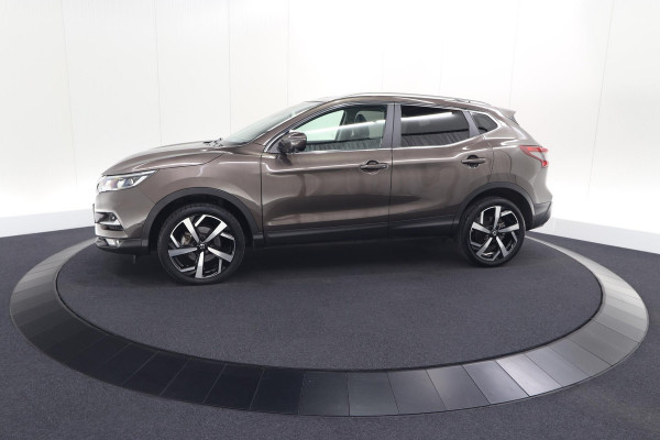 Nissan QASHQAI 1.3 DIG-T Tekna | Trekhaak | Panoramadak | Adaptieve Cruise Control | 360 Camera | 19 Inch