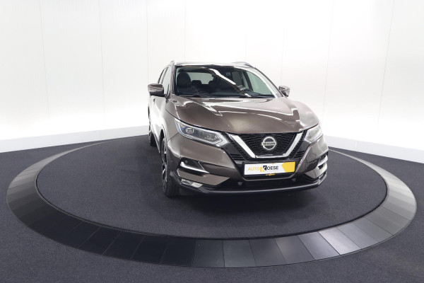 Nissan QASHQAI 1.3 DIG-T Tekna | Trekhaak | Panoramadak | Adaptieve Cruise Control | 360 Camera | 19 Inch