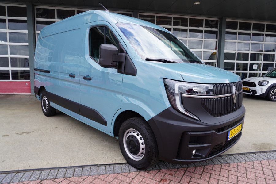 Renault Master T35 2.0 dCi 130PK L2H2 Advance Betimmering nr.V127 | Climate | Cruise | Trekhaak | Apple CP-Android auto