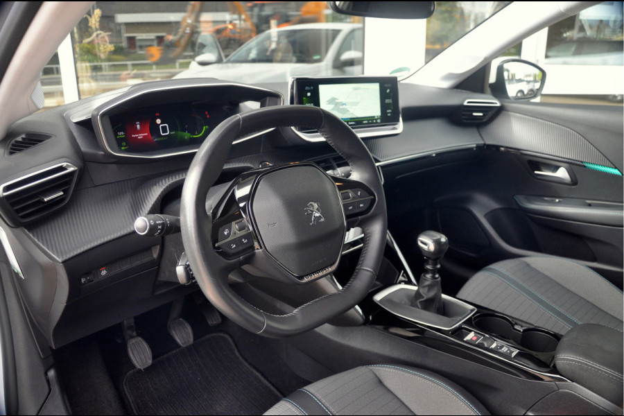 Peugeot 208 1.2 PureTech 100 PK Allure Pack | Navigatie | Camera | Mooie staat!