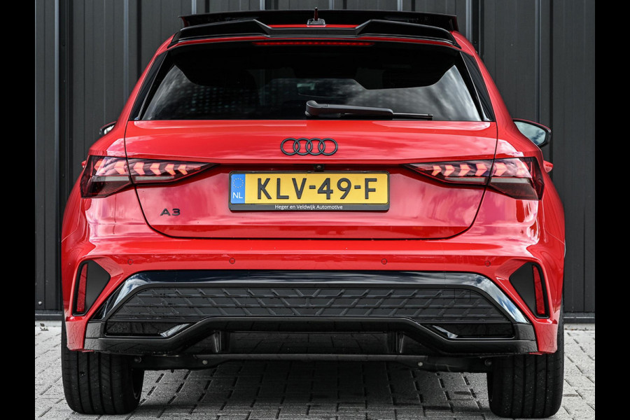 Audi A3 Sportback 45 TFSI e S edition Competition | Panoramadak | 5 jr garantie | Ambiance interieur | Active Cruise | Sonos Sound | S-Seats + Memory | Head-Up | Camera | Stoelverwarming | Keyless