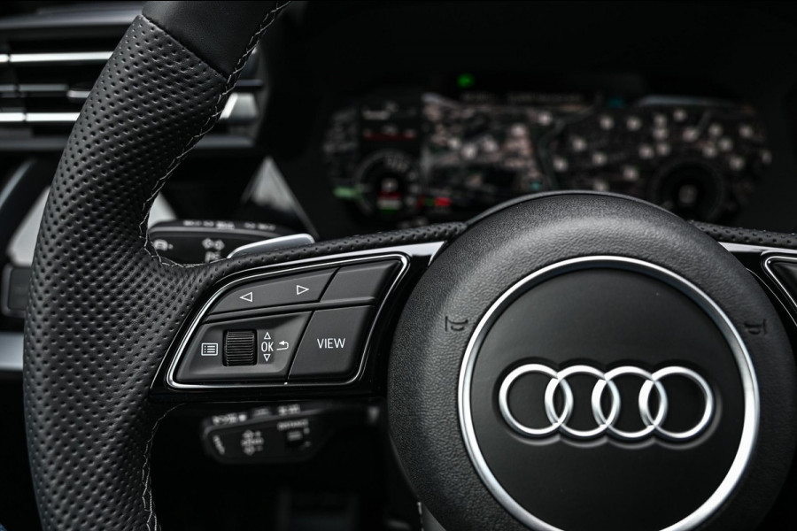 Audi A3 Sportback 45 TFSI e S edition Competition | Panoramadak | 5 jr garantie | Ambiance interieur | Active Cruise | Sonos Sound | S-Seats + Memory | Head-Up | Camera | Stoelverwarming | Keyless