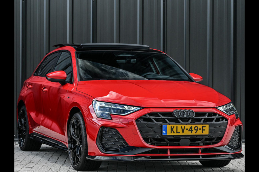 Audi A3 Sportback 45 TFSI e S edition Competition | Panoramadak | 5 jr garantie | Ambiance interieur | Active Cruise | Sonos Sound | S-Seats + Memory | Head-Up | Camera | Stoelverwarming | Keyless