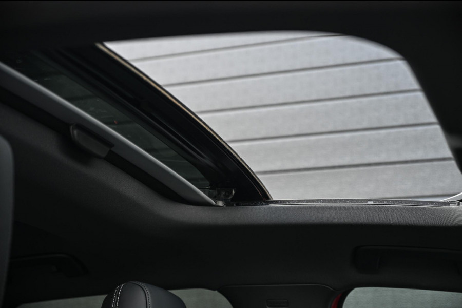 Audi A3 Sportback 45 TFSI e S edition Competition | Panoramadak | 5 jr garantie | Ambiance interieur | Active Cruise | Sonos Sound | S-Seats + Memory | Head-Up | Camera | Stoelverwarming | Keyless