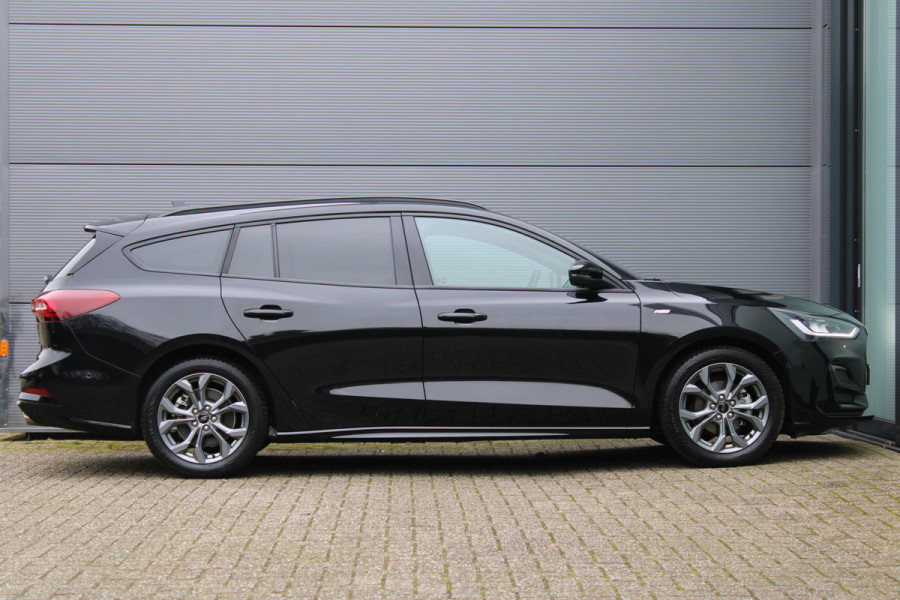 Ford FOCUS Wagon 1.0 EcoBoost Hybrid ST Line X | BLIS | Head-Up | Trekhaak | Adaptieve cruise