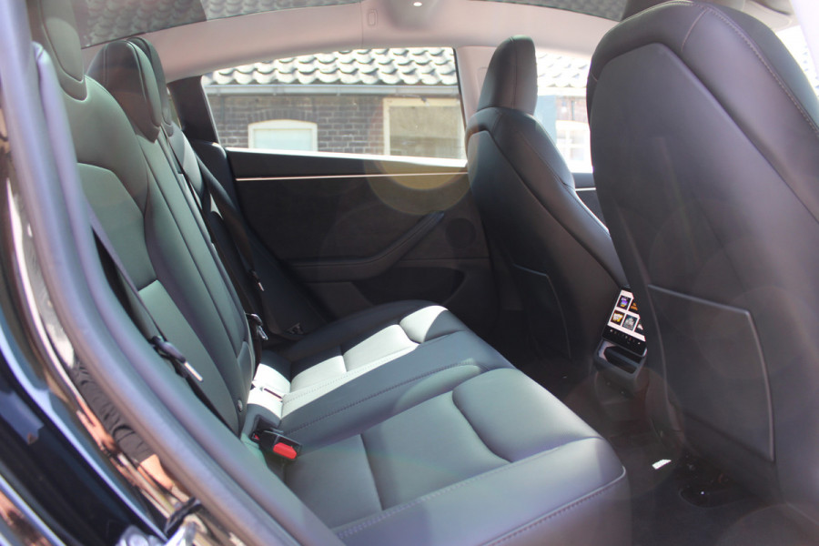 Tesla Model 3 RWD 60 kWh SOh 96,2% HIGHLAND PANO LEER LED 34000KM!!!