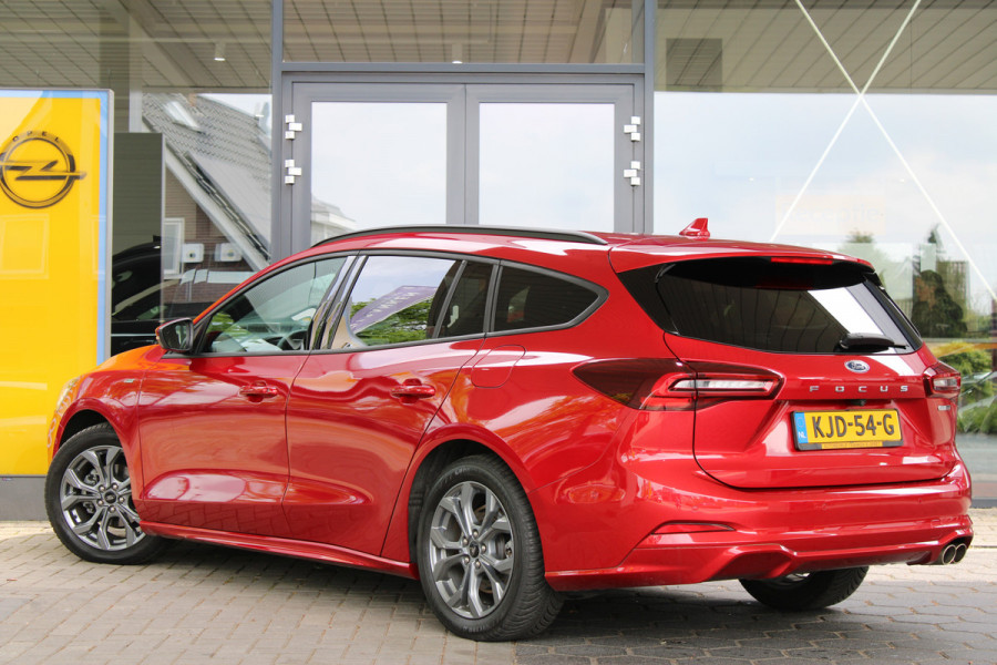 Ford FOCUS Wagon 1.0 EcoBoost Hybrid ST Line | Head-Up | Adaptieve cruise | Trekhaak | Winterpack
