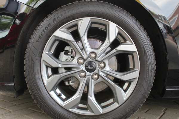 Ford FOCUS Wagon 1.0 EcoBoost Hybrid ST Line | Head-Up | Adaptieve cruise | Trekhaak | Winterpack