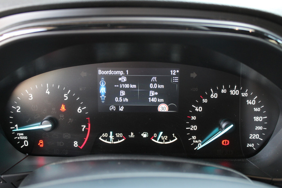Ford FOCUS Wagon 1.0 EcoBoost Hybrid ST Line | Head-Up | Adaptieve cruise | Trekhaak | Winterpack
