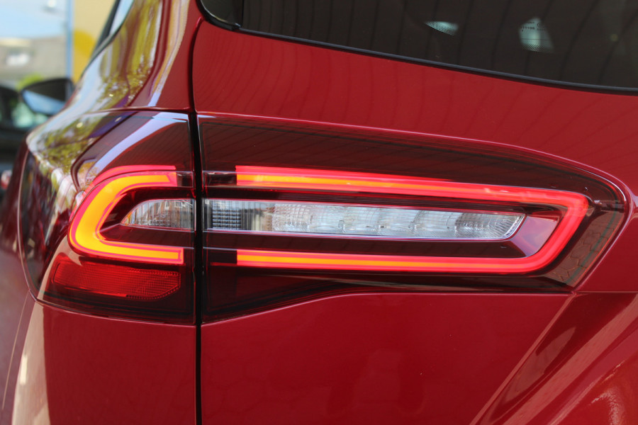 Ford FOCUS Wagon 1.0 EcoBoost Hybrid ST Line | Head-Up | Adaptieve cruise | Trekhaak | Winterpack