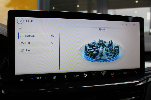Ford FOCUS Wagon 1.0 EcoBoost Hybrid ST Line | Head-Up | Adaptieve cruise | Trekhaak | Winterpack