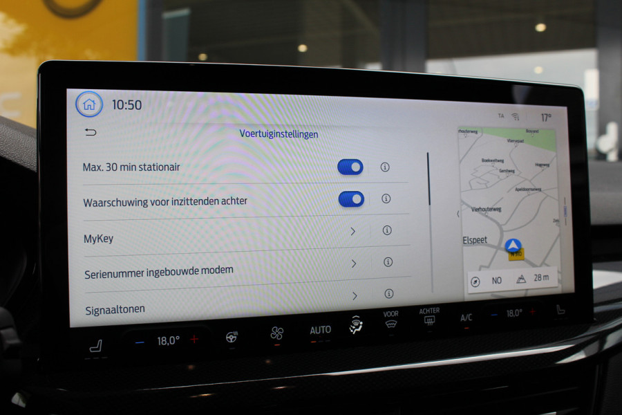 Ford FOCUS Wagon 1.0 EcoBoost Hybrid ST Line | Head-Up | Adaptieve cruise | Trekhaak | Winterpack