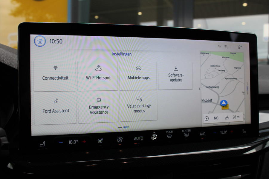 Ford FOCUS Wagon 1.0 EcoBoost Hybrid ST Line | Head-Up | Adaptieve cruise | Trekhaak | Winterpack