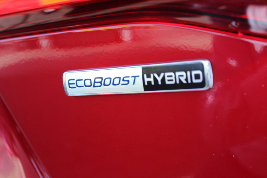Ford FOCUS Wagon 1.0 EcoBoost Hybrid ST Line | Head-Up | Adaptieve cruise | Trekhaak | Winterpack