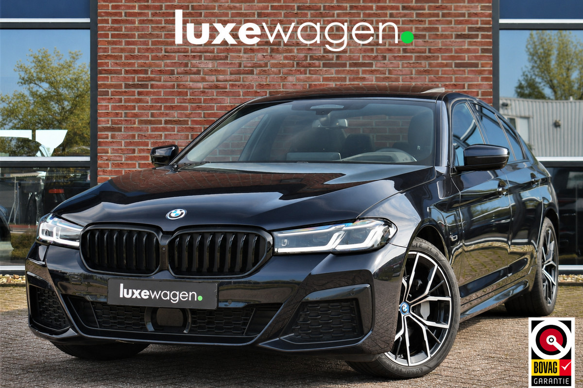 BMW 5 Serie 530e M-Sport Pano Trekh ACC HUD 360 Laser El-Klep