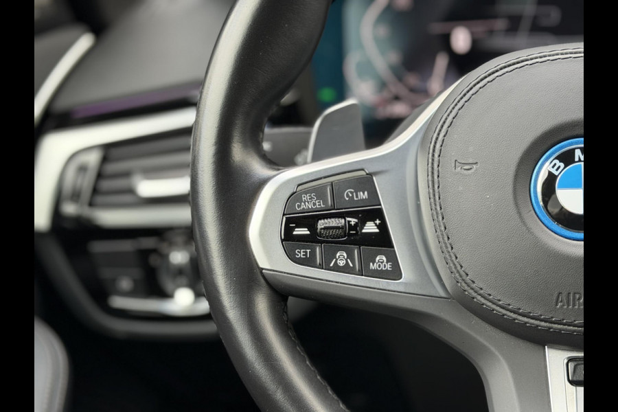 BMW 5 Serie Touring 530e xDrive Bus Ed. Plus |Pano|H/K|4W Steering|CoPilot|HUD|Laser