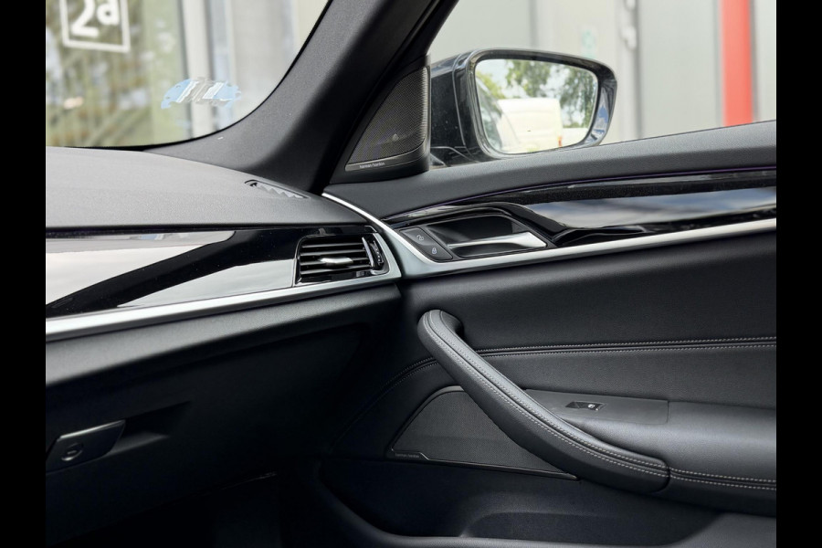 BMW 5 Serie Touring 530e xDrive Bus Ed. Plus |Pano|H/K|4W Steering|CoPilot|HUD|Laser