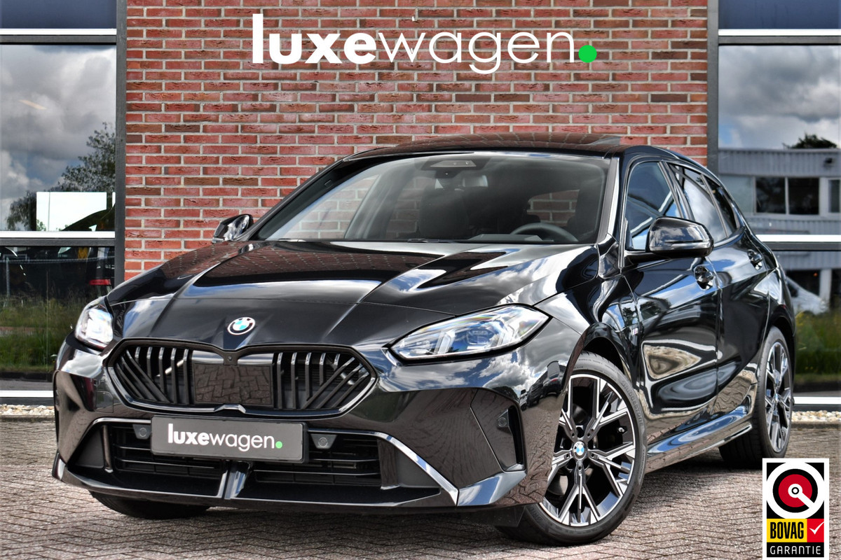 BMW 1-serie 120 M-Sport Pano ACC 360 HUD El-Klep 18inch Shadowline