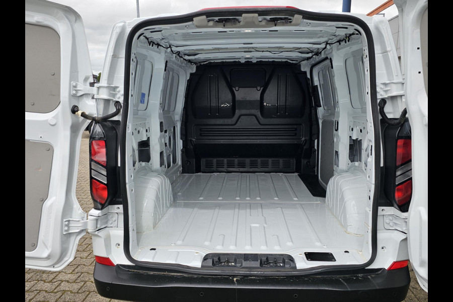 Ford Transit Custom 320 2.0 TDCI L1H1 Trend 136pk | AWD | 4x4 | Adaptieve cruise control | Achteruitrijcamera | Navigatiesysteem |